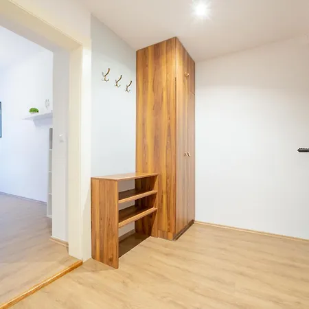 Authentic Czech Experience By Rentez Apartamento *